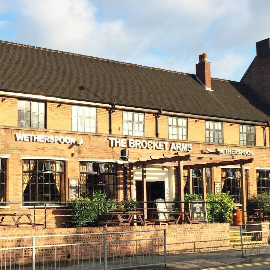 ホテル The Brocket Arms Wetherspoon ウィガン エクステリア 写真